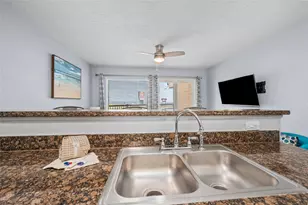 9520 Seawall Blvd, Galveston, TX 77554 - Photo 17