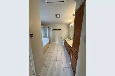 9115 Kindlewood Drive, Houston, TX 77099 - Photo 5