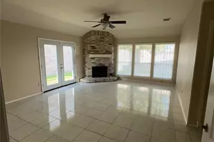 9115 Kindlewood Dr, Houston, TX 77099 - Photo 5