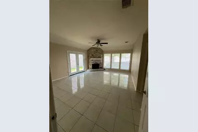 9115 Kindlewood Drive, Houston, TX 77099 - Photo 3