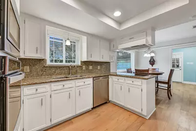 1909 Hunt Drive, Friendswood, TX 77546 - Photo 11