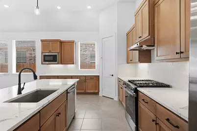 412 Hillview Nature, New Caney, TX 77357 - Photo 5