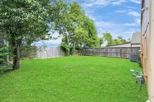11730 Zarroll Dr, Houston, TX 77099 - Photo 37