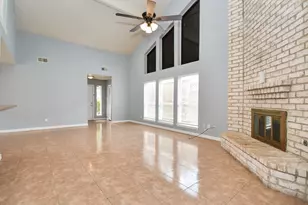 11730 Zarroll Dr, Houston, TX 77099 - Photo 3