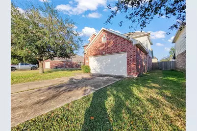 3926 W Lindbergh Court, Baytown, TX 77521 - Photo 15