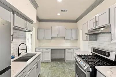 1110 Cordell Street, Houston, TX 77009 - Photo 3