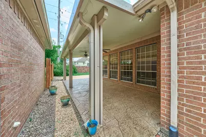 13839 Carriage Walk Lane, Houston, TX 77077 - Photo 45
