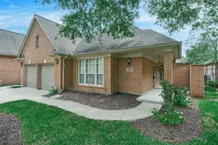 13839 Carriage Walk Ln, Houston, TX 77077 - Photo 3