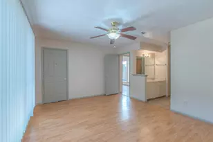 2009 Tickner St, Conroe, TX 77301 - Photo 11