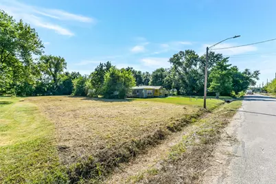 5142 Clover Street, Houston, TX 77033 - Photo 15