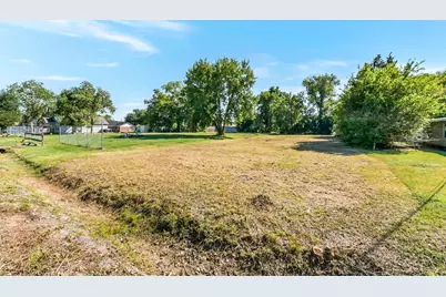 5142 Clover Street, Houston, TX 77033 - Photo 13