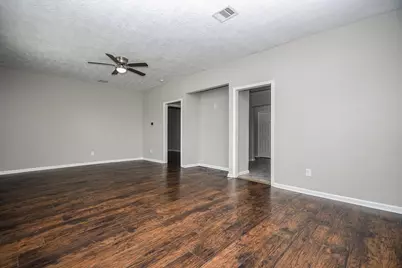 4137 Galesburg St, Houston, TX 77051 - Photo 3