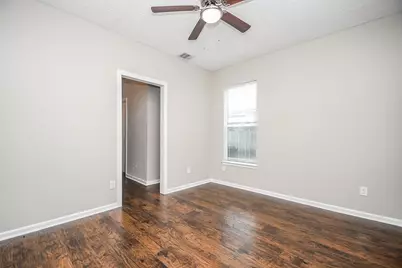4137 Galesburg St, Houston, TX 77051 - Photo 13
