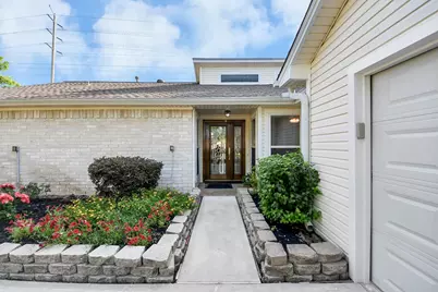 2623 Sugar Mill Drive, Sugar Land, TX 77479 - Photo 3