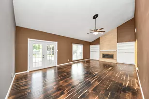 2623 Sugar Mill Dr, Sugar Land, TX 77479 - Photo 19