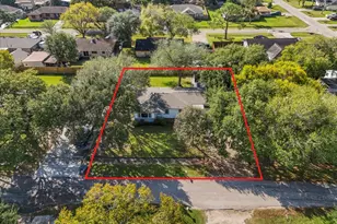 8113 White Ave, Hitchcock, TX 77563 - Photo 27