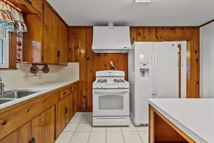 8113 White Ave, Hitchcock, TX 77563 - Photo 11