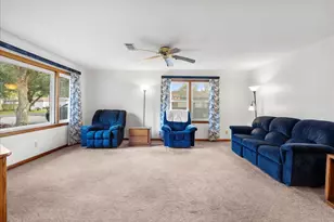 8113 White Ave, Hitchcock, TX 77563 - Photo 15