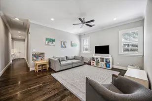 8560 Forum Dr, Houston, TX 77055 - Photo 11