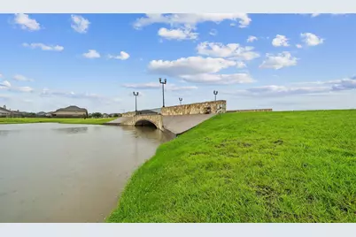 901 Kingwood Drive, League City, TX 77573 - Photo 33