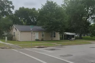 1101 6th St, Rosenberg, TX 77471 - Photo 5