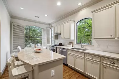 1701 Welch Street, Houston, TX 77006 - Photo 19