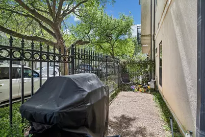 1701 Welch Street, Houston, TX 77006 - Photo 41