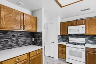 10407 Linecamp Dr, Houston, TX 77064 - Photo 11