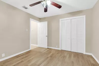 10449 Castleton Street, Houston, TX 77016 - Photo 15