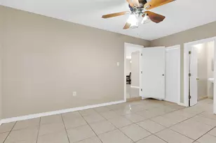 10449 Castleton St, Houston, TX 77016 - Photo 17
