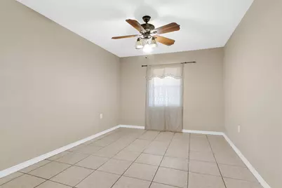 10449 Castleton Street, Houston, TX 77016 - Photo 19