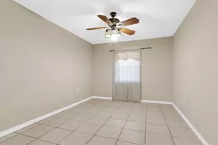 10449 Castleton St, Houston, TX 77016 - Photo 19
