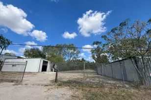 12926 Emmett Rd, Houston, TX 77041 - Photo 3