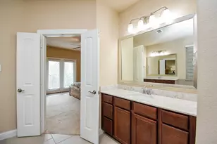8413 Water Oak Pass Dr, Houston, TX 77055 - Photo 15