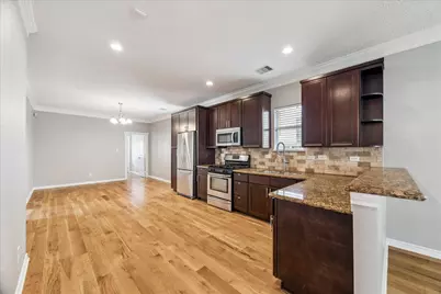 738 E 28th Street, Houston, TX 77009 - Photo 7