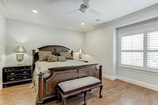2015 McClendon St, Houston, TX 77030 - Photo 27