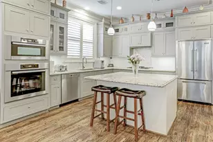 2015 McClendon St, Houston, TX 77030 - Photo 9
