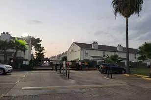 8641 Victorian Village Dr, Houston, TX 77071 - Photo 1