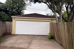 7903 Augustine Dr, Houston, TX 77036 - Photo 5
