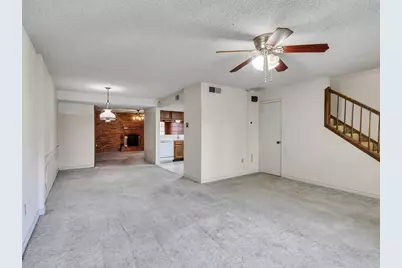 1320 Town Circle #1, Baytown, TX 77520 - Photo 3