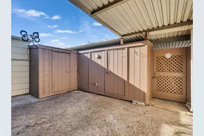 1320 Town Circle #1, Baytown, TX 77520 - Photo 23