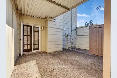 1320 Town Circle #1, Baytown, TX 77520 - Photo 5