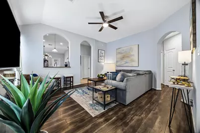 8739 Sunrise Canter Drive, Tomball, TX 77375 - Photo 5