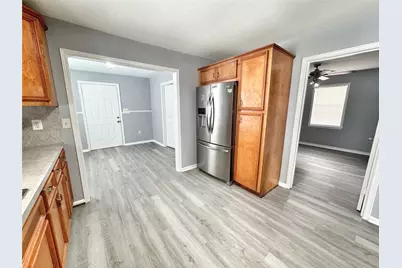 2633 Hollis Street, Houston, TX 77093 - Photo 9