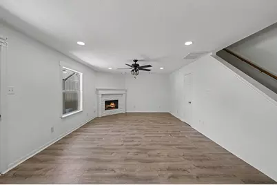 11910 Lois Lane, Pinehurst, TX 77362 - Photo 11