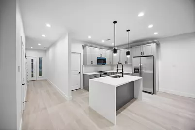 8218 Lawler Street #B, Houston, TX 77051 - Photo 13