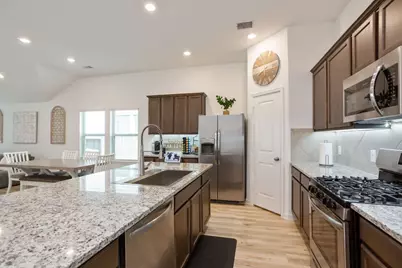 4827 Chestnut Valley Lane, Katy, TX 77493 - Photo 15