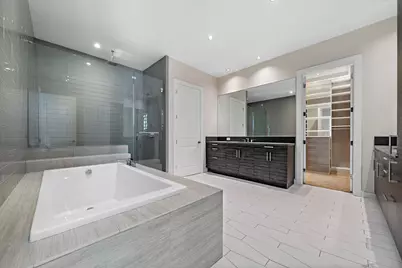 1409 Post Oak Boulevard #1602, Houston, TX 77056 - Photo 29