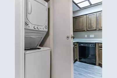 921 Marine Drive #205, Galveston, TX 77550 - Photo 7