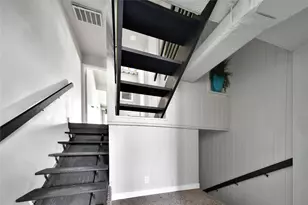 28 Lakeway St, Conroe, TX 77304 - Photo 13